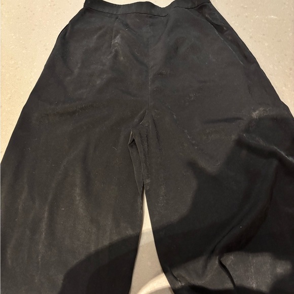 BCBGMAXAZRIA women’s black pants - Picture 3 of 10